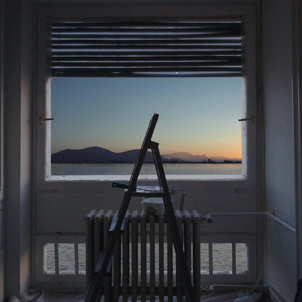 Umetnost, fotografija, Svakodnevnik: Kako su novobeogradski soliteri i tramvaji otišli na more 3 Slika