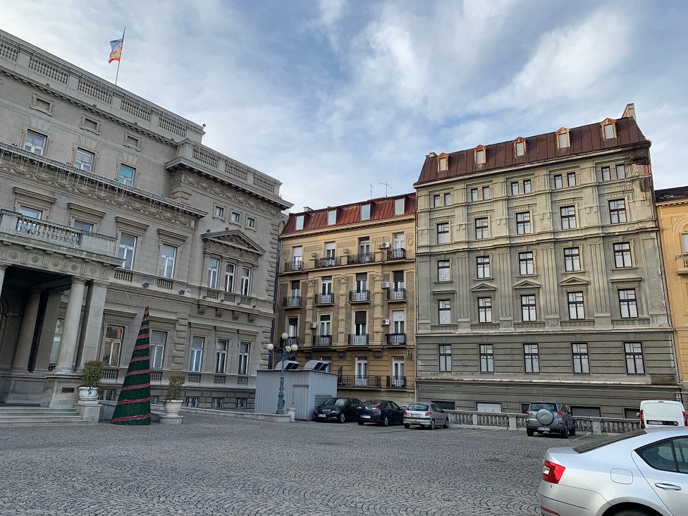 Hitel Splendid pored Starog dvora i dalje je predmet restitucije