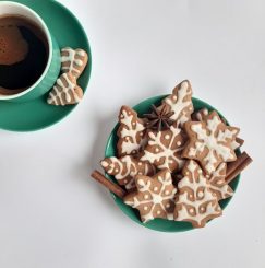 medenjaci Recept: Novogodišnji medenjaci 3