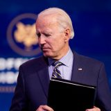 Trampovi ljudi opstruišu Bajdena 10