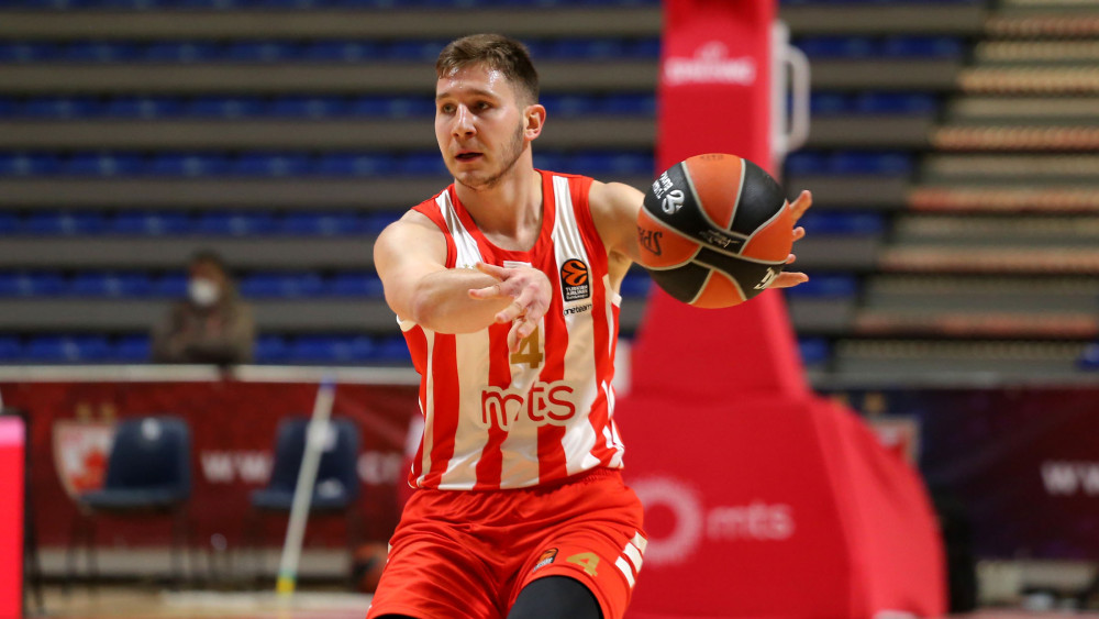 Uskoković pozajmljen Megi 1