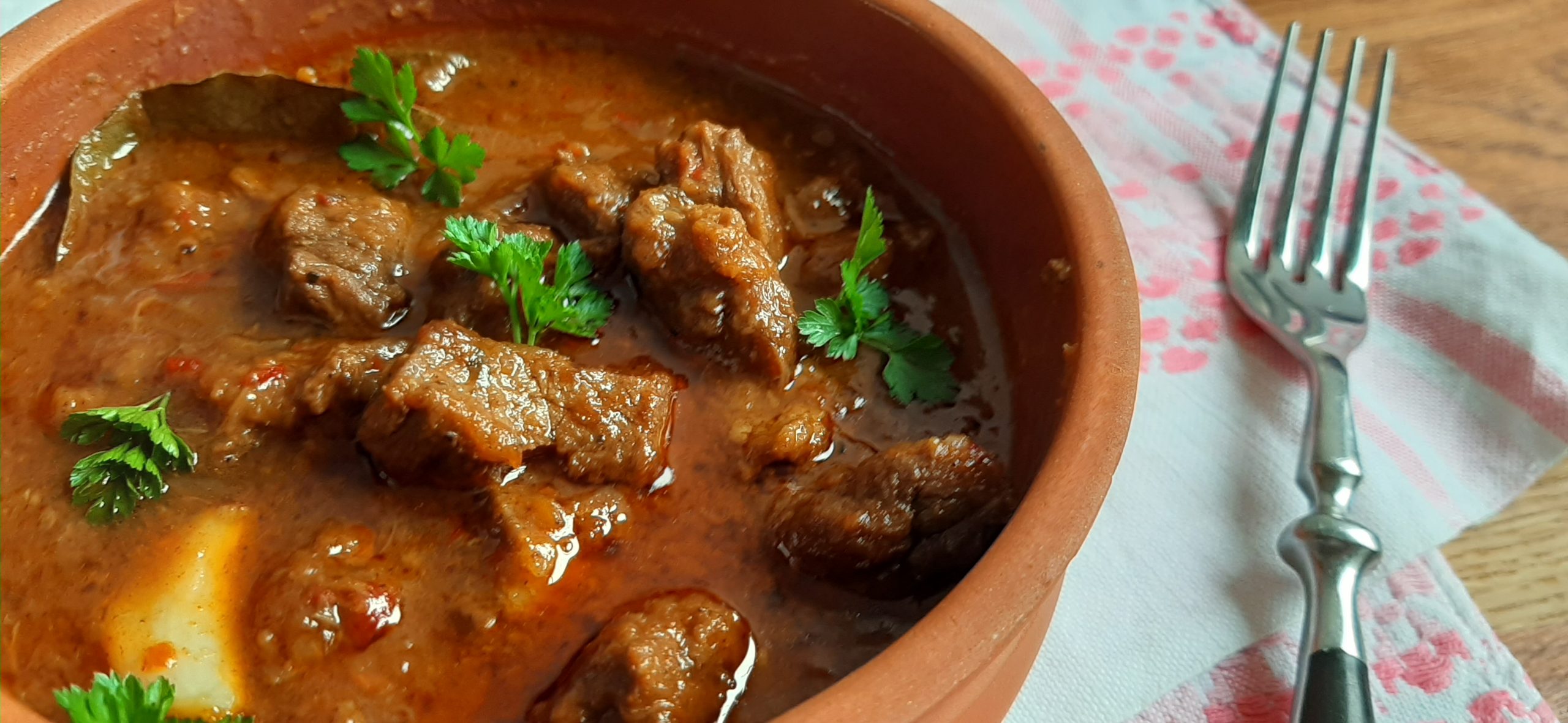 Recept: Juneći gulaš 1