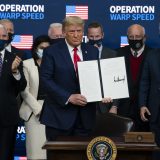 Trampov potpis osigurao SAD prioritet u isporuci vakcina 12