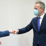 Potpisan ugovor o prenosu akcija Кomercijalne banke, u budžet Srbije uplaćeno 395 miliona evra 3