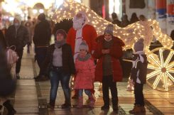 Doček Nove godine, Knez Mihailova, Novogodišnja atmosfera, doček 2020. Novogodišnja noć u centru Beograda protekla mirno (FOTO) 5