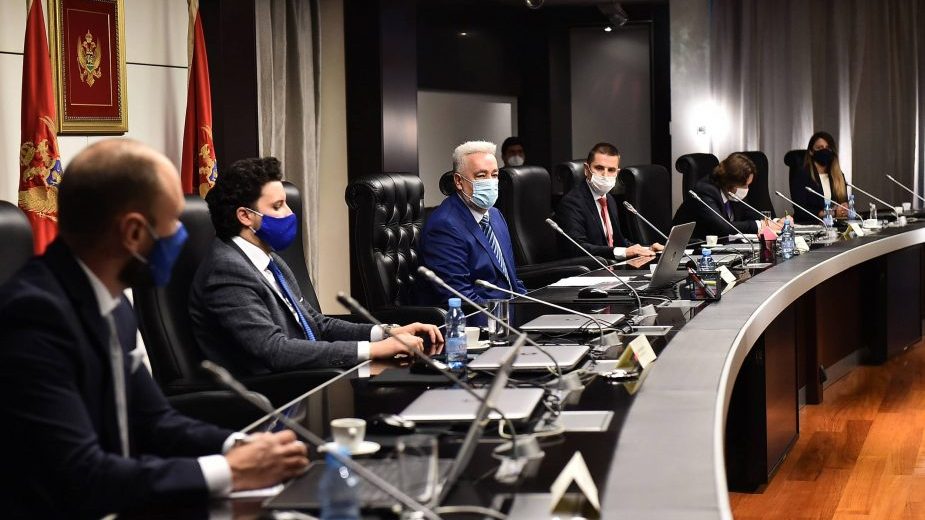 Komersant: Crnogorska Vlada izgubila bitku sa korona virusom 1