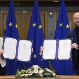 Zvaničnici EU potpisali post-Bregzit trgovinski sporazum sa Velikom Britanijom 1