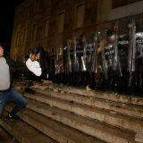 Na protestu protiv policijske brutalnosti u Tirani sukob sa policijom (FOTO, VIDEO) 9