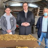 Vučić: JTI jedan od njavećih ulagača u Srbiji, a biće još japanskih investicija 3