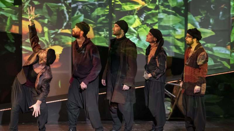 Dino Mustafić prvi put režira u Novom Sadu, Ženeovi „Paravani“ premijerno u subotu 1