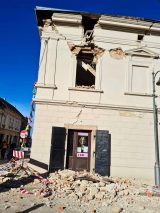 Snažan zemljotres u Hrvatskoj, ima žrtava, podrhtavanje se osetilo i u Srbiji (VIDEO) 17
