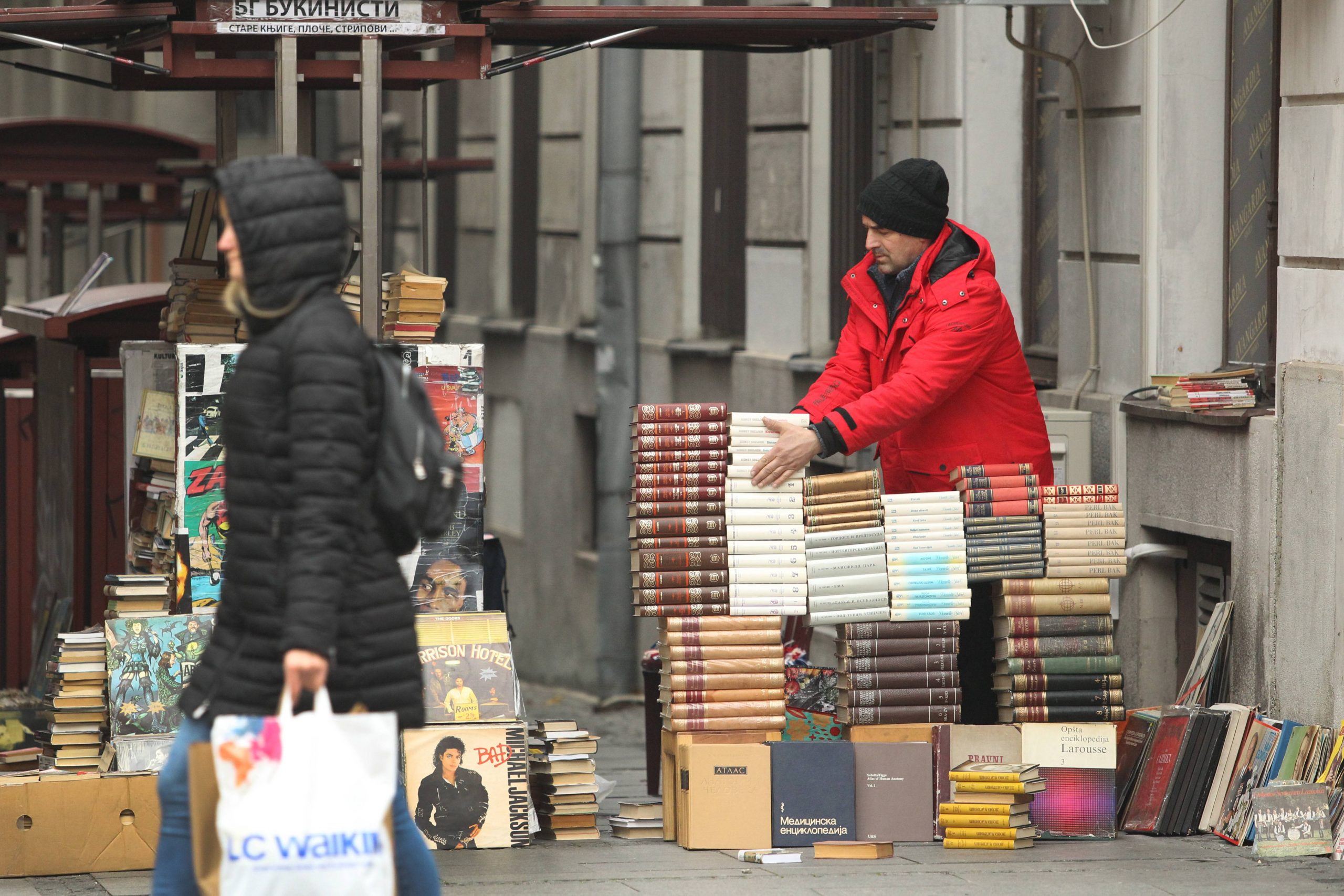 Još 6.557 novoobolelih, 56 osoba preminulo, na respiratorima 283 1