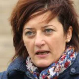 Milica Kralj: Aktivista SNS me udario po ruci i odgurnuo u zgradi u kojoj živim 10