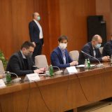 Radno vreme i tokom vikenda do 20 časova, o praznicima 28. decembra 5