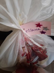 Srce veliko kao kamion: Vozači kamiona obezbedili 130 paketića za ugroženu decu 4