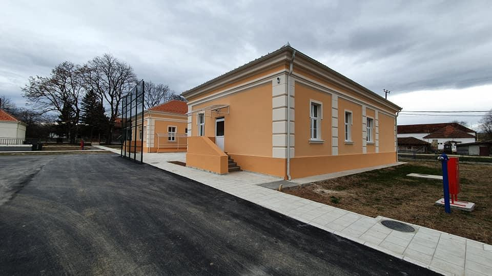 Obnovljena škola​ u Kamenovu, jedna od najstarijih u Srbiji 1