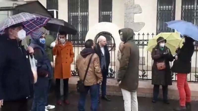 Skup podrške ispred ambasade Hrvatske u Beogradu (VIDEO) 1