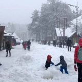 Sneg u užičkom kraju i dalje pada 5