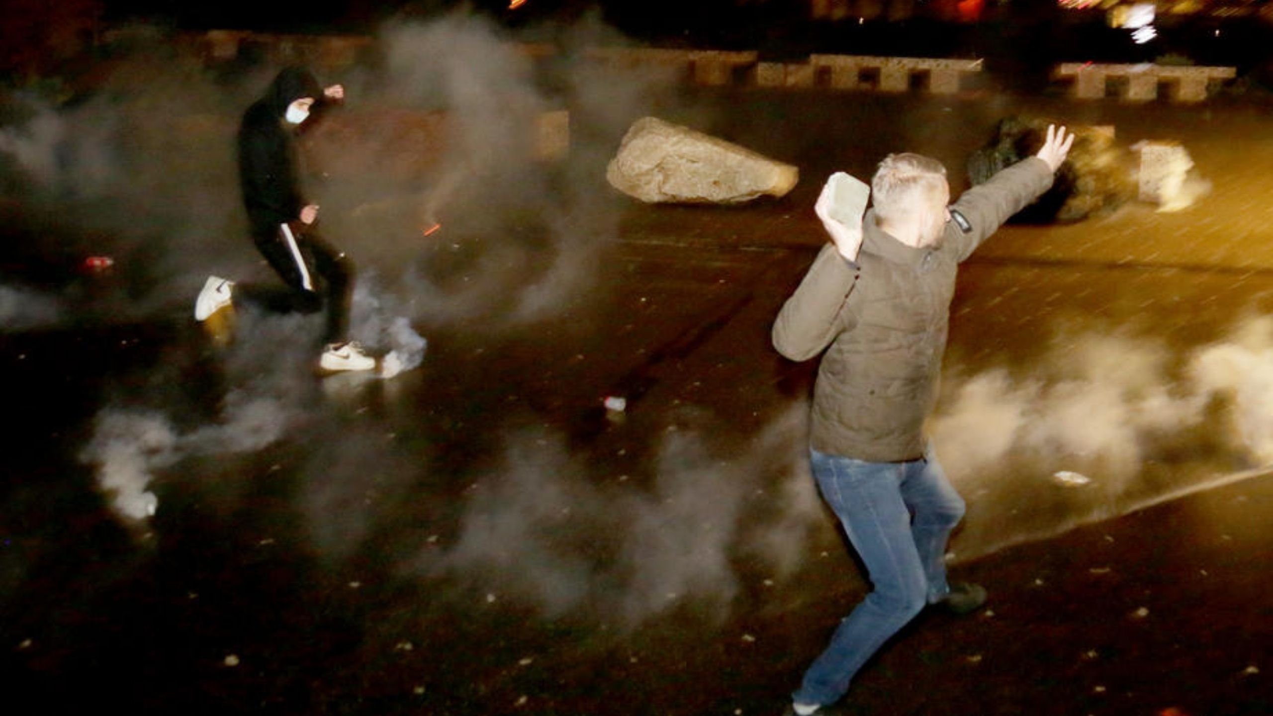 Ostavka albanskog ministra policije posle protesta 1