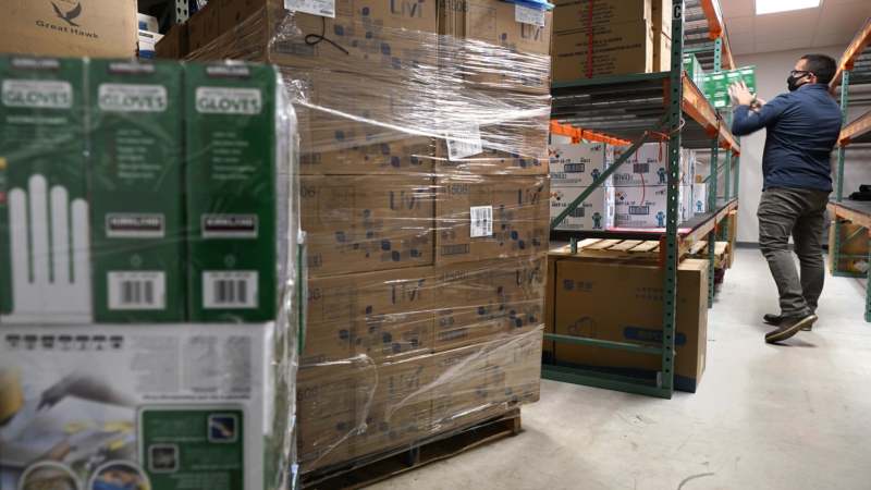 Potrošnja SAD na opremu tokom pandemije "kao na Divljem Zapadu" 1