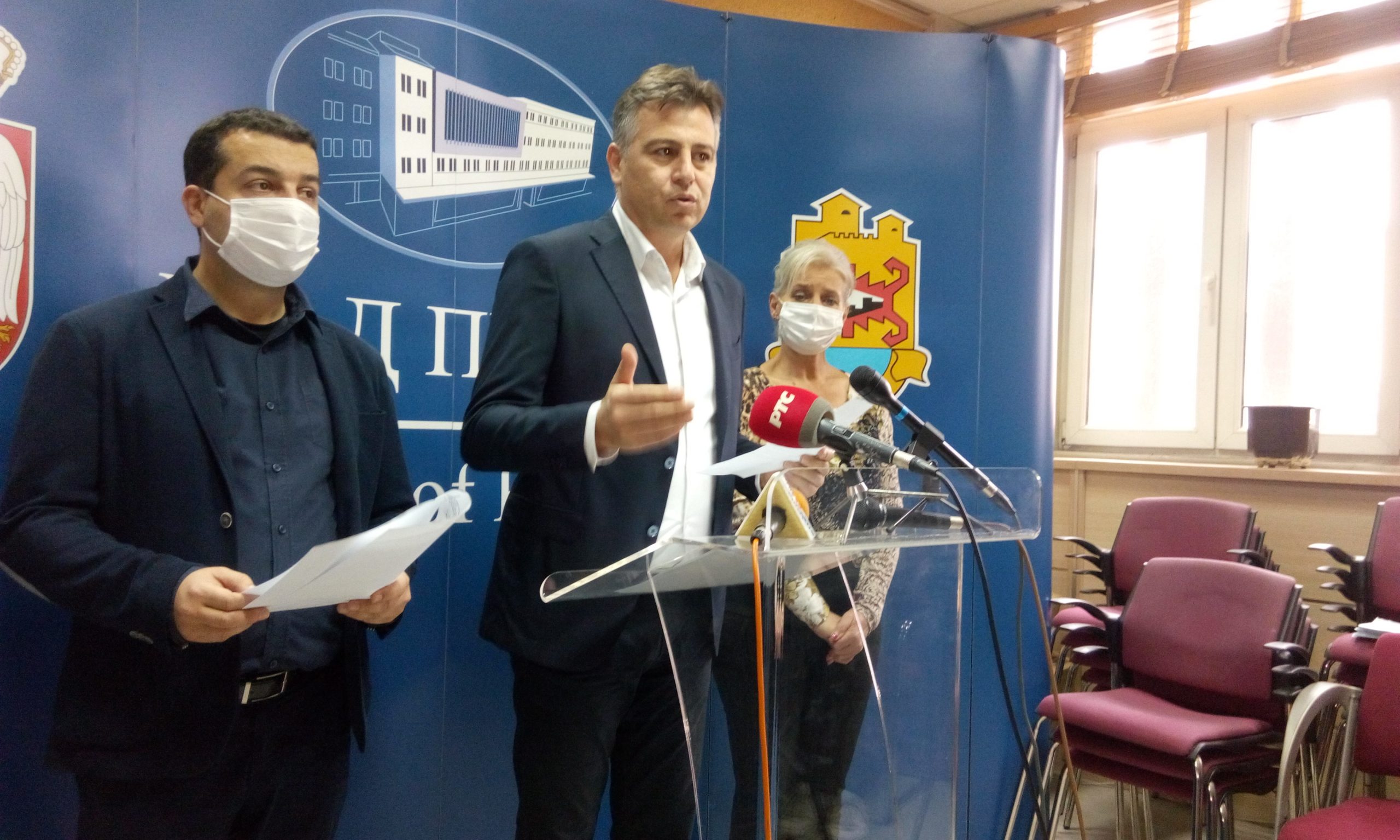 Pirot umesto proslava dodelio humanitarnu pomoć 1