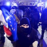 Antivladini demonstranti u Varšavi pokušali da dođu do kuće Kačinjskog 9