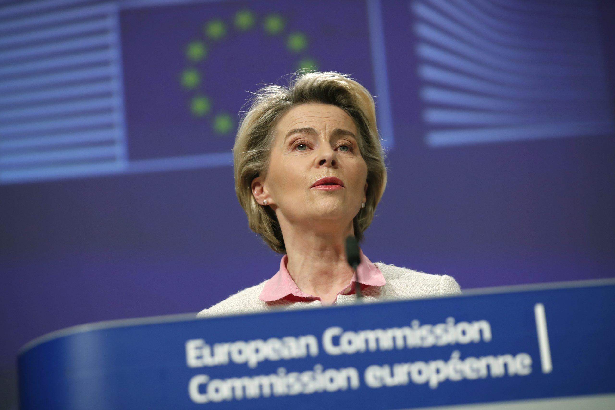 Ursula fon der Lajen: EU će se verovatno suočiti sa novim preprekama za vakcinu 1