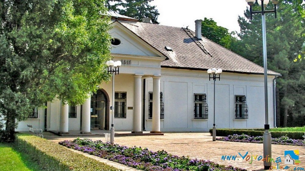 Dvorci Vojvodine: Neki postali škole i muzeji, druge uništava vreme 10