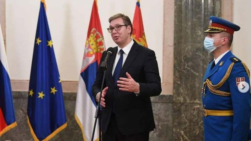 Vučić odlikovao slikara Muhina za rad na mozaiku u Hramu svetog Save 1