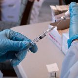 Kompanija Fajzer traži da se vakcinacija proširi i na adolescente od 12 do 15 godina 6