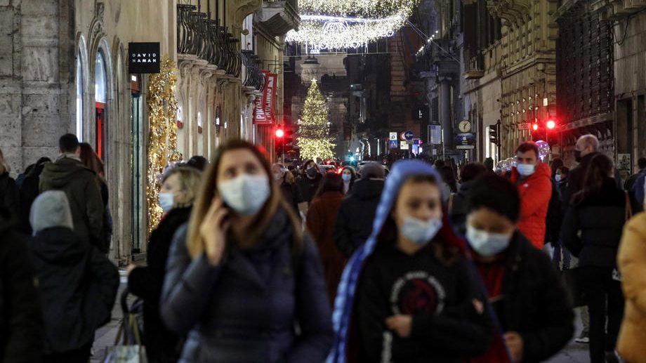 U Italiji opada broj hospitalizovanih, Božić uz ograničenja 1