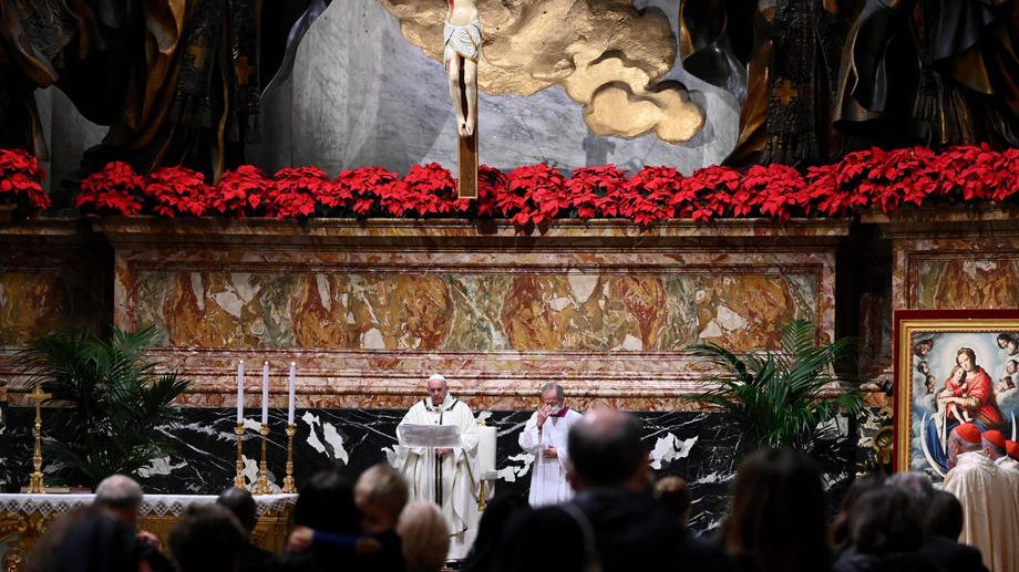Papa Franja održao božićnu misu pred manje od 100 vernika 1