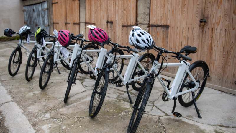 GIZ: 58 električnih bicikala za negovateljice 1