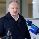 Đilas: Istina ume da boli 8