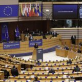 Poslanici Evropskog parlamenta pozvali Srbiju da reši afere 1