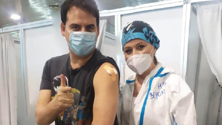 Javne ličnosti: Koja god da je vakcina, samo da se ova agonija završi 2 Javne ličnosti: Koja god da je vakcina, samo da se ova agonija završi 2