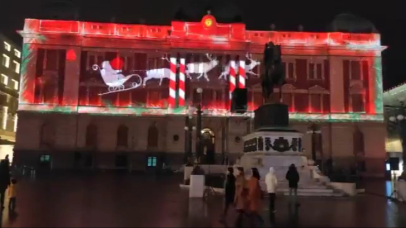 Narodni muzej kao bilbord za Koka-Kolu 1