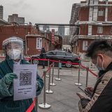 Ekipa SZO iz aviona otišla pravo u karantin 3