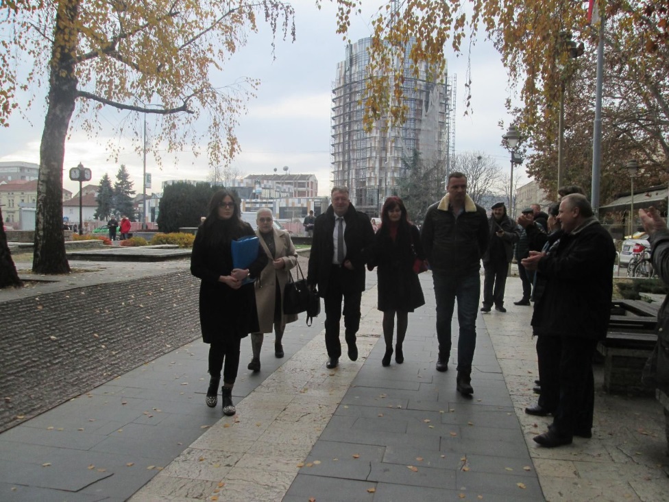 Jutka, Marija Lukić, seksualno uznemiravanje : Bivši predsednik opštine Brus se javio na izdržavanje zatvorske kazne 2 Milutin Jeličić Jutka