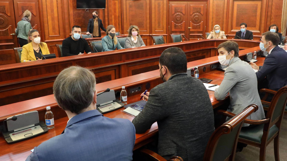 Da li će posle frilensera na red doći i prodavci na Limundu i bebisiterke? 1