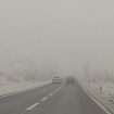 AMSS: Oprez u saobraćaju zbog magle, snega i klizavih kolovoza 17