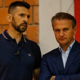 Odbrane nema, ali je zato napad loš 8