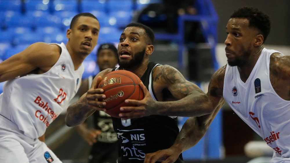 Slučaj Mekintajer ili gubljenje kompasa 1