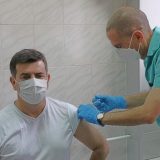 Đerlek: Istražuje se potreba za trećom dozom vakcine 4