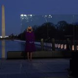 Bajden odao počast Amerikancima umrlim od korona virusa 9