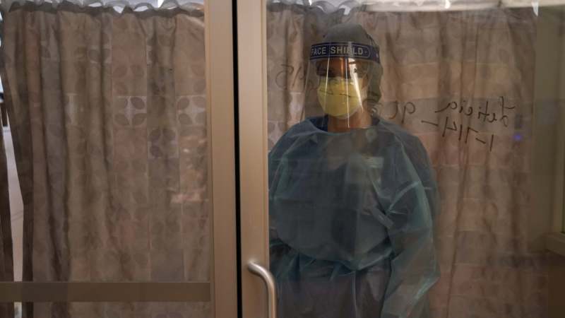 SAD prvi put prijavile više od 4.000 umrlih od korona virusa u jednom danu 1