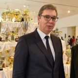 Radnički uručio priznanja Dušanu Ivkoviću i Aleksandru Vučiću 4