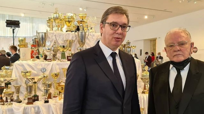 Radnički uručio priznanja Dušanu Ivkoviću i Aleksandru Vučiću 1