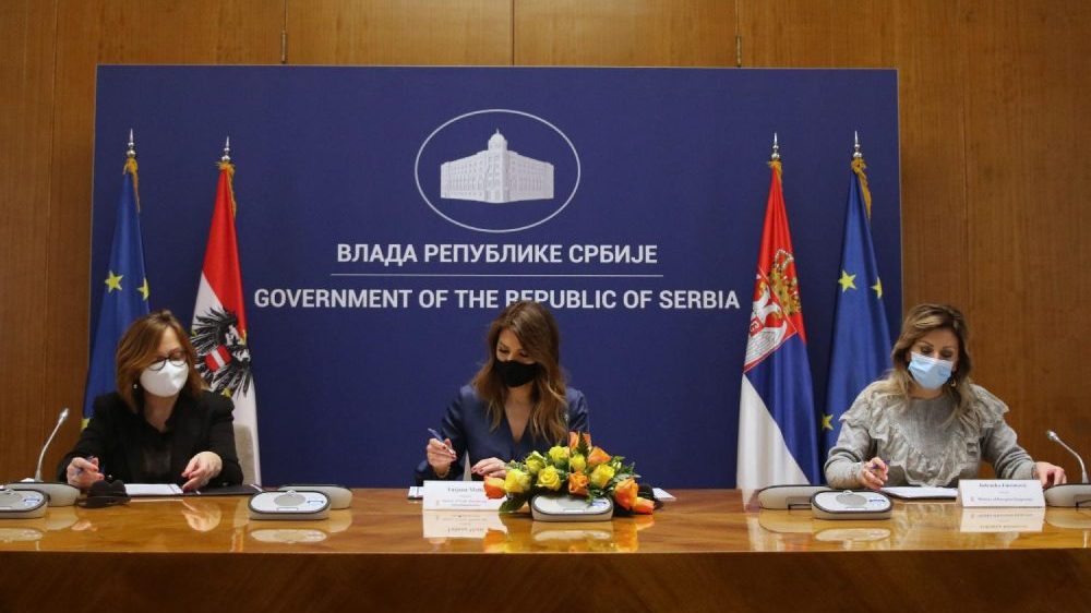 Srbija potpisala sporazum o donaciji sa EBRD za širokopojasni internet 1