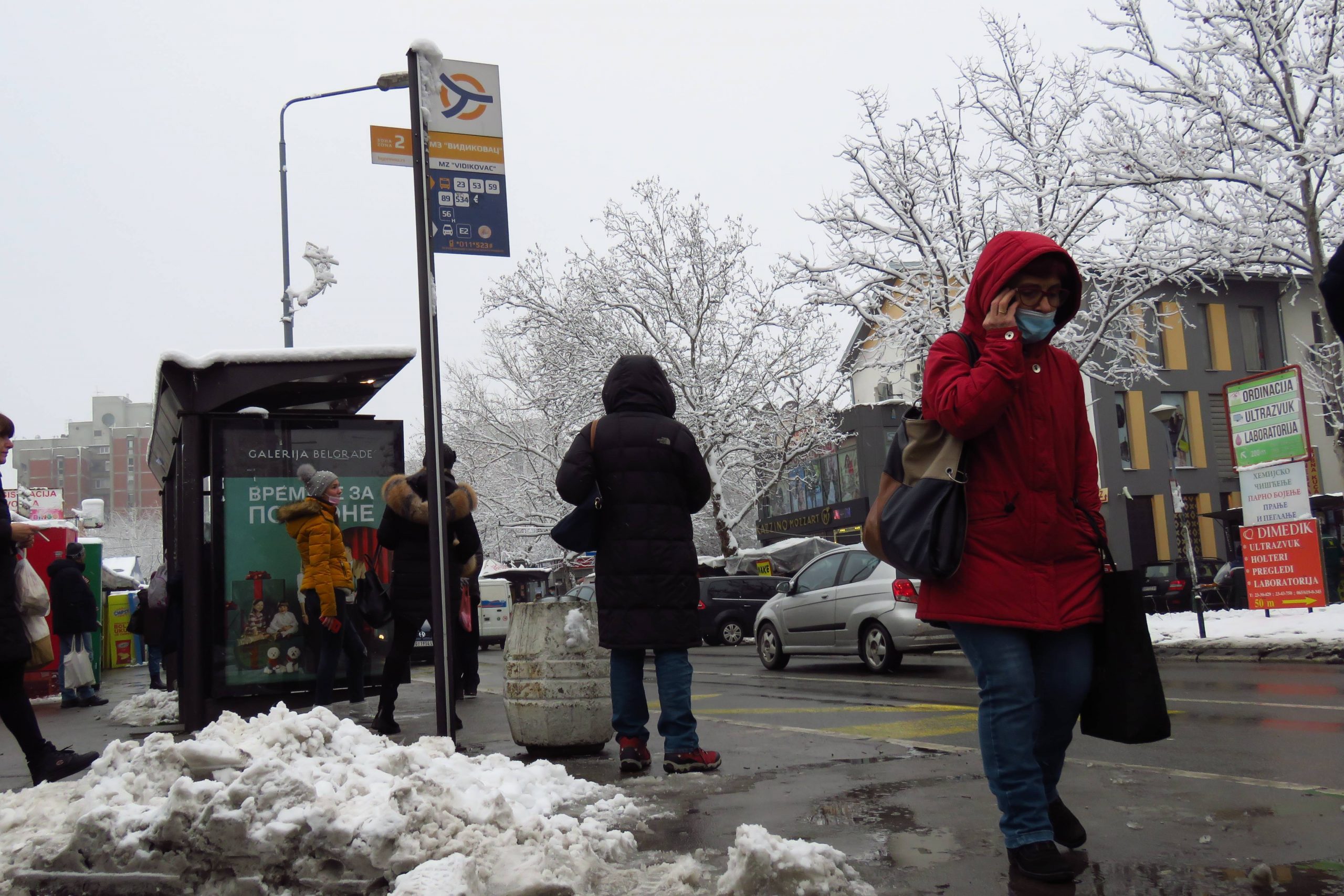 Kontrolor napadnut nožem u gradskom prevozu u Beogradu, policija uhapsila napadača 1